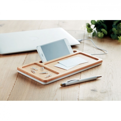 bamboo organiser - wireless chargepad 